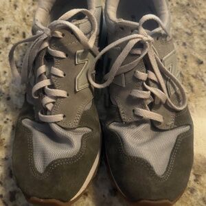 New Balance Sneakers Size 7.5